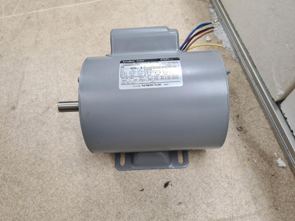 富士電機製モーター MBC6087A 0.4kW(中古)の写真