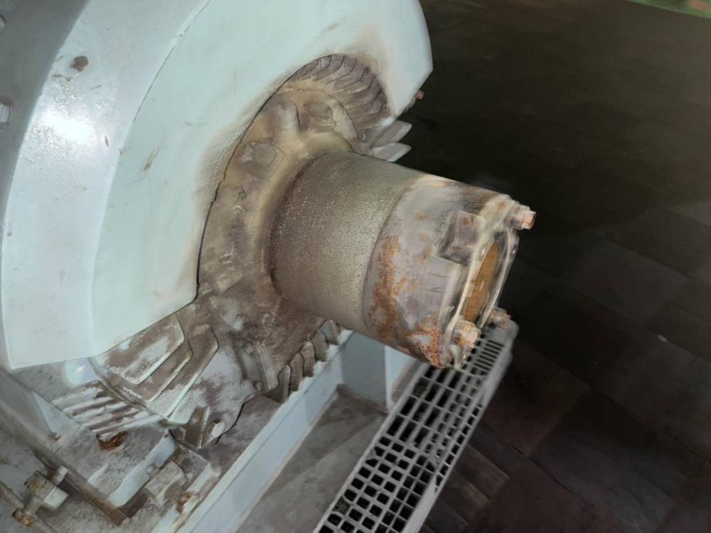 富士電機製モーター MPF9282A 132kW（中古）の写真（5枚目）