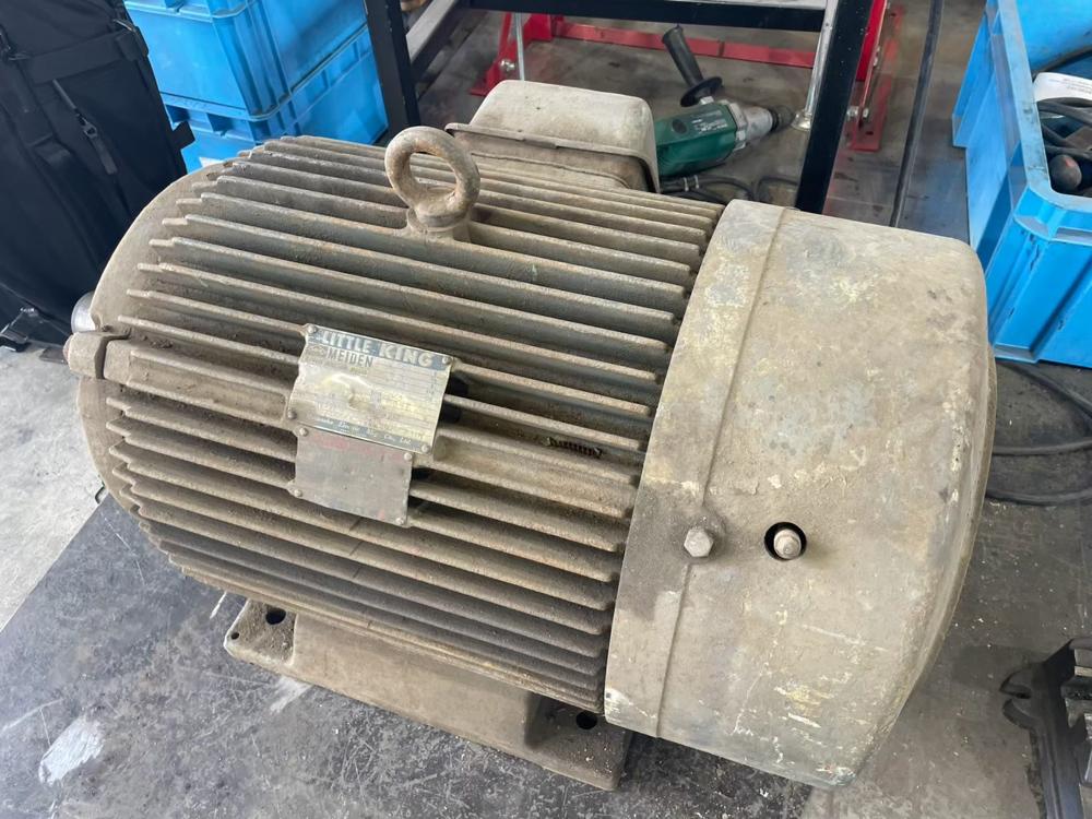 明電舎製モーター TE6-NNRY 15kW（中古）の写真（4枚目）
