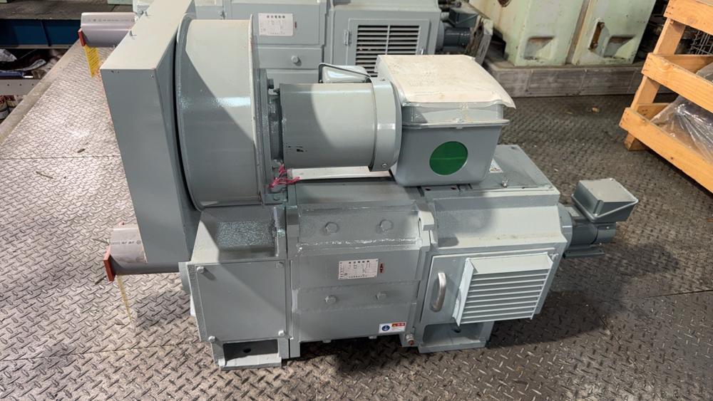 川俣精機製モーター KD2005 45kW(中古)の写真