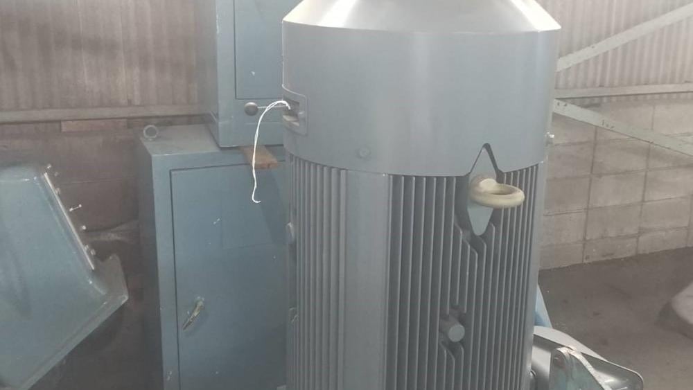 【中古】安川電機製モーターのサムネイル