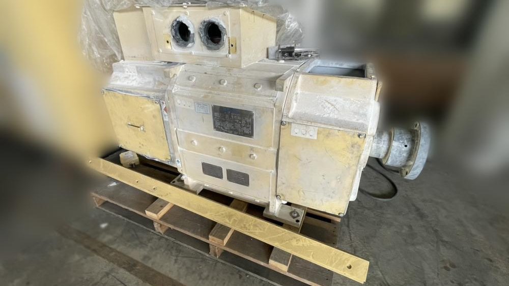 【中古】東洋電機製造製モーターのサムネイル